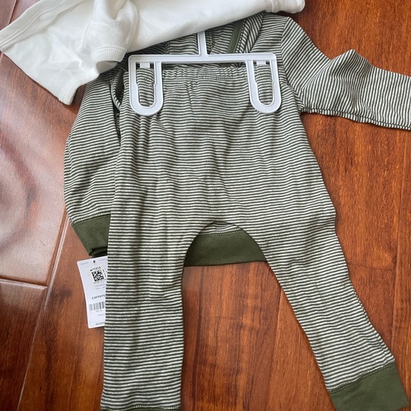 Carter’s 12 months Baby boy 3 pieces set - Picture 6 of 8